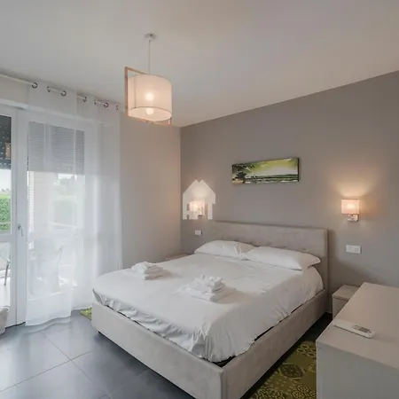 Appartamento Modern Apartment With Shared Swimming Pool *