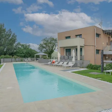 Appartamento Modern Apartment With Shared Swimming Pool *